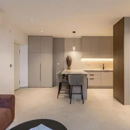 Bella Luxury , Old Town , Brand New Διαμέρισμα *